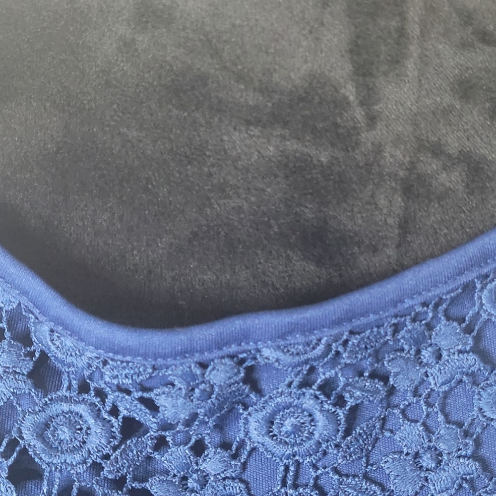 Simply Styled Women's Elegant Crochet Lace Sleeveless Top Blouse Navy Size XL - Picture 5 of 10